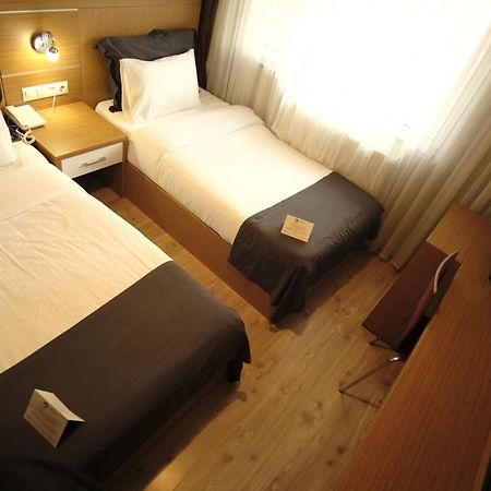Rhisos Otel Rize Buitenkant foto