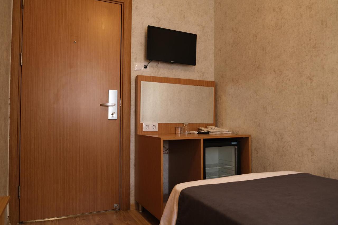 Rhisos Otel Rize Buitenkant foto